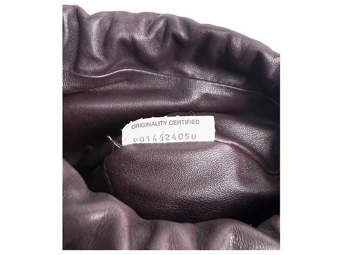 Bottega Veneta Mini bolsa bulbo de couro roxa - vista 7