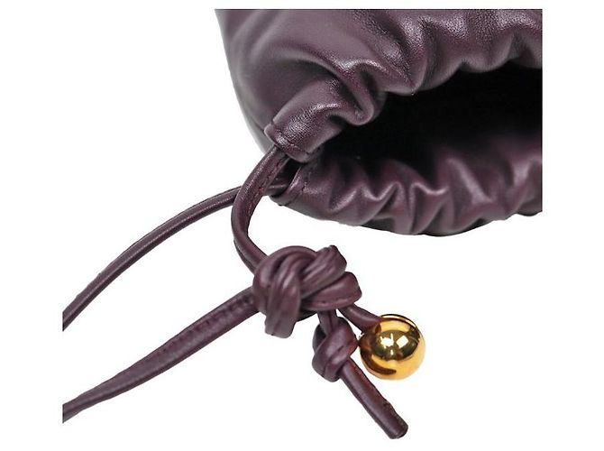 Bottega Veneta Mini bolsa bulbo de couro roxa - vista 8