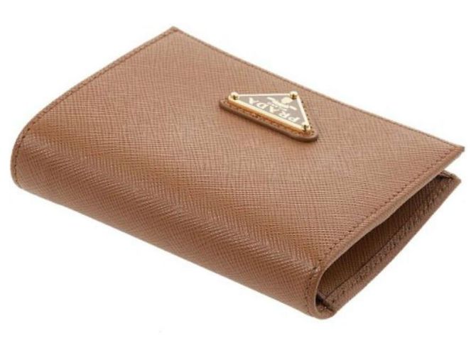 Prada Billetera QHH Saffiano Camel Castaño - vista 5