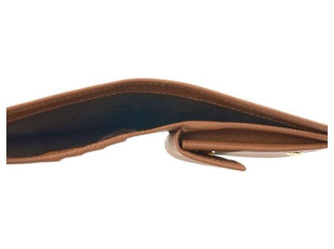 Prada Billetera QHH Saffiano Camel Castaño - vista 6
