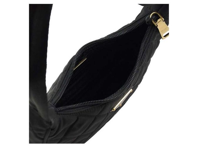 Prada Borsa hobo in nylon trapuntato nera Nero - vista 6