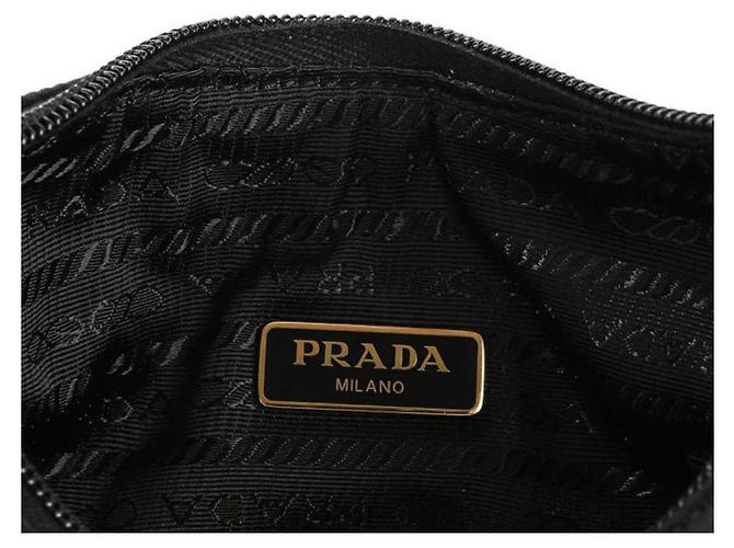 Prada Borsa hobo in nylon trapuntato nera Nero - vista 8