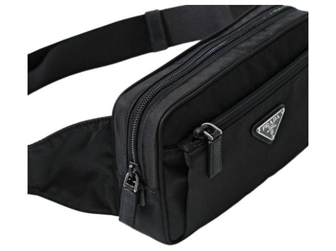Prada Bolsa de cintura de nylon com logo triangular Preto - vista 4