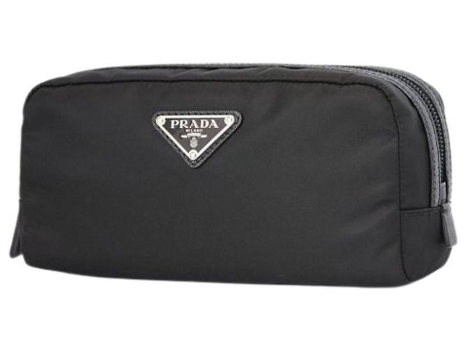 Prada Borsa Pouch in Saffiano Re-Nylon Nero - vista 3