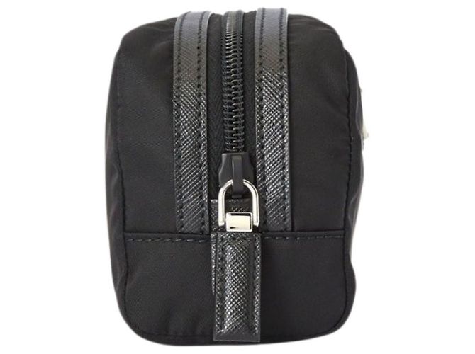 Prada Borsa Pouch in Saffiano Re-Nylon Nero - vista 6
