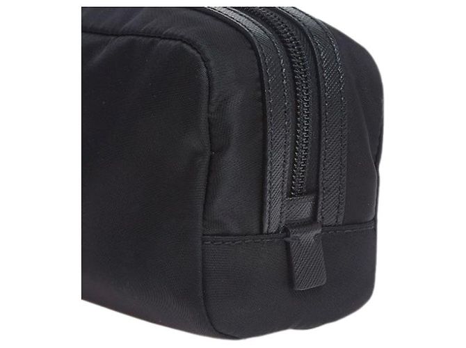 Prada Borsa Pouch in Saffiano Re-Nylon Nero - vista 9