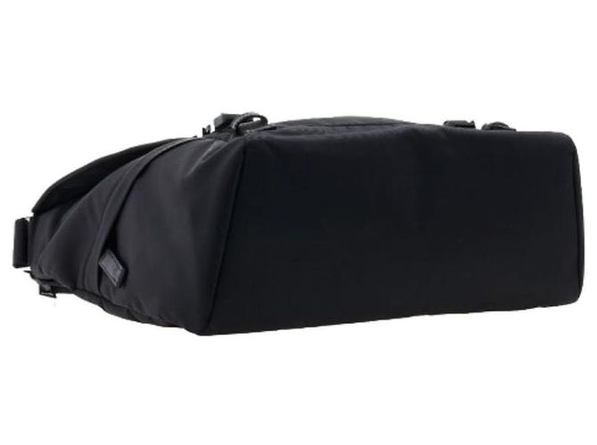 Prada Borsa a tracolla in nylon leggero Nero - vista 6