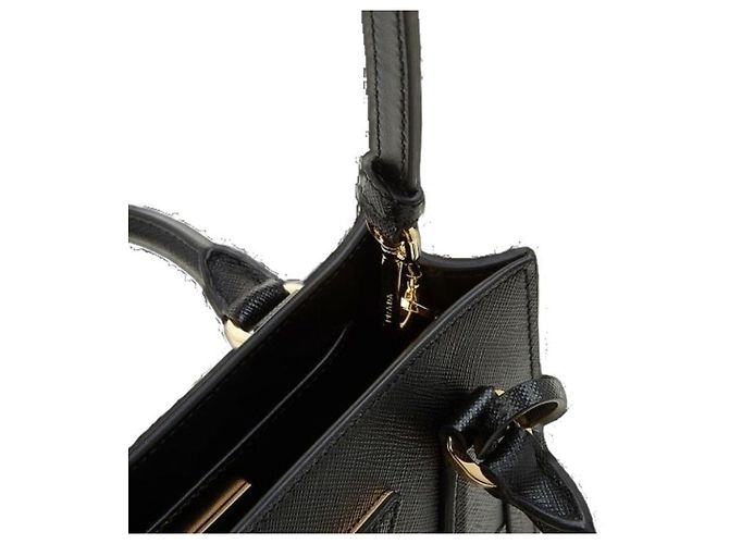 Prada Bolsa Tote Saffiano Preta com Logo Triangular Número do Produto: NZV Preto - vista 5