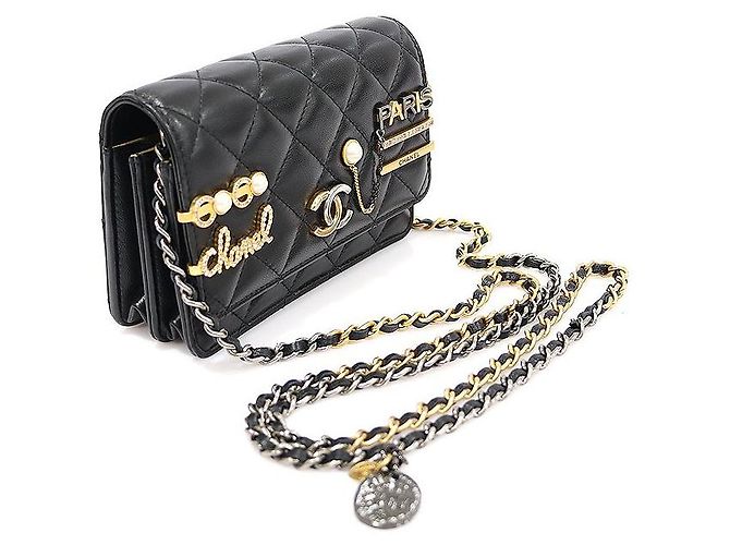 Chanel Mini borsa a spalla WOC con catena e logo CC in pelle di agnello nero - Serie Coco - vista 3