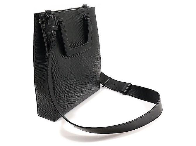 Louis Vuitton Sac Plat Fold en cuir Epi noir - vue 3