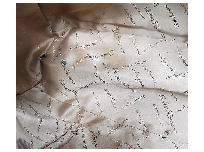 Salvatore Ferragamo Borsa a spalla con logo Gancini in legno Rosa - vista 9