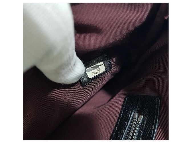 Chanel Borsa a mano caviar classica grande serie Nero - vista 9