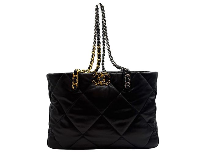 Chanel 19 Chanel Borsa a spalla grande in pelle di agnello lucida nera Nero - vista 2
