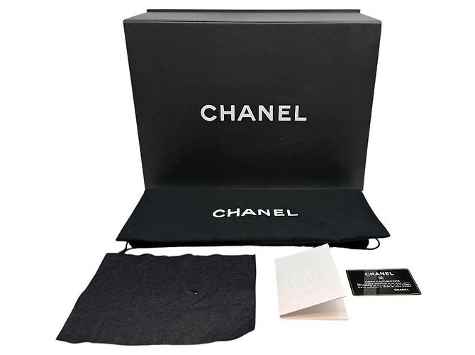 Chanel Zaino Urban Spirit in agnello Chevron nero - vista 9