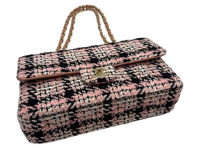 Chanel Borsa a tracolla in tweed classico medio interno chip oro Rosa - vista 5