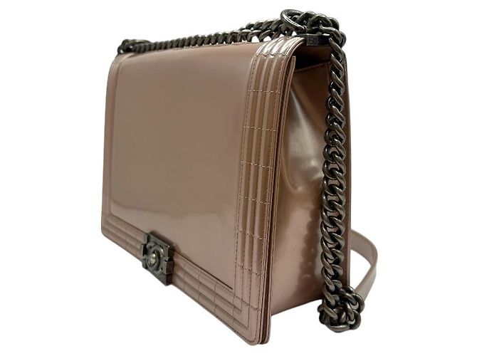 Boy Chanel Borsa a spalla grande con pattina in vernice rosa - vista 3