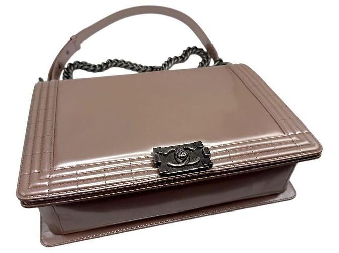 Boy Chanel Borsa a spalla grande con pattina in vernice rosa - vista 5