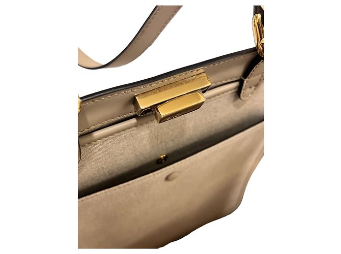 Fendi Borsa Tote e Borsa a Spalla FF Peekaboo in Tessuto Bianco - vista 10
