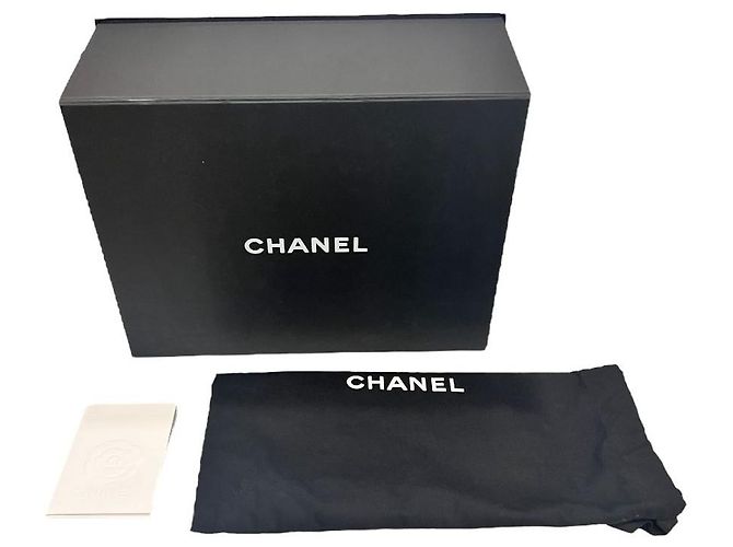 Chanel Borsa hobo con catena in nero lucido stropicciato medio - vista 9