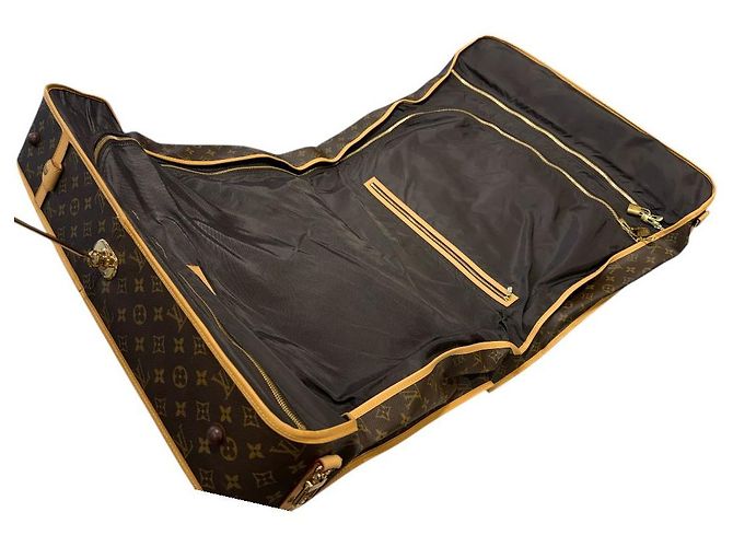 Louis Vuitton Valigia da viaggio portatile per abiti Monogram Marrone - vista 7