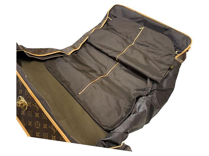 Louis Vuitton Valigia da viaggio portatile per abiti Monogram Marrone - vista 8