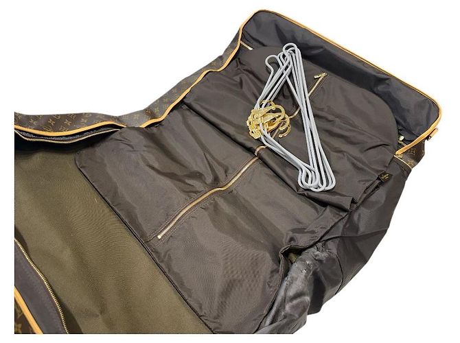 Louis Vuitton Valigia da viaggio portatile per abiti Monogram Marrone - vista 9