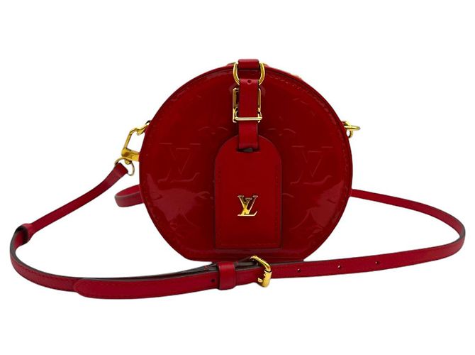 Louis Vuitton Borsa a tracolla mini Bouatte Sapo in vernice rossa Rosso - vista 2