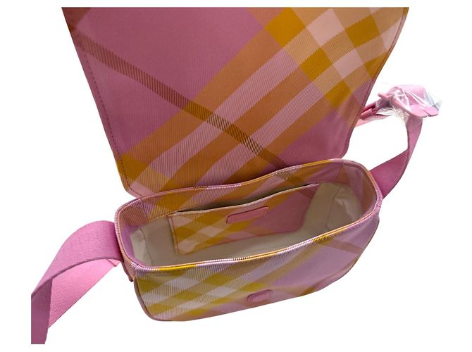 Burberry Controlla la Mini Borsa Messenger Rosa - vista 7