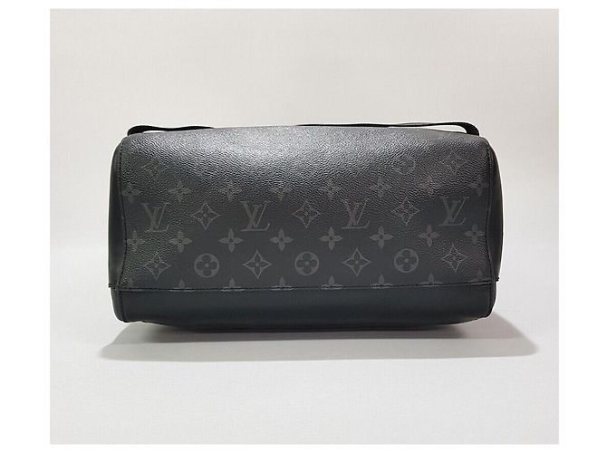 Louis Vuitton Mochila Explorer Monogram Eclipse Preto - vista 7