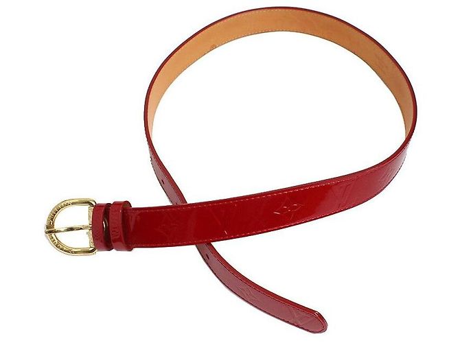 Louis Vuitton Cinto verniz vermelho com fivela dourada - vista 3