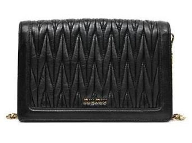 Miu Miu Borsa a tracolla matelassé nera con catena - vista 3