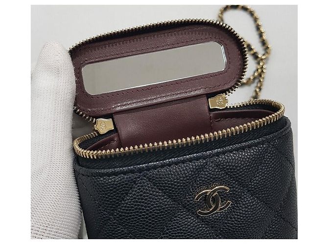 Timeless Chanel Mini borsa da trucco in catena di caviale classica con chip - vista 8