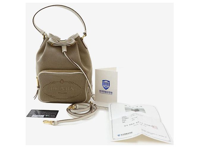 Prada Beige Jacquard Bucket Bag mit Logo - Ansicht 8