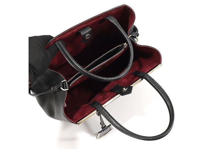 Fendi Bolso Tour Jure Mediano de Cuero Negro - vista 5