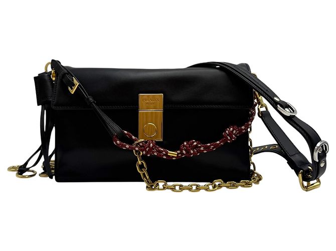 Sound Prada Piccola borsa a spalla in pelle morbida con charms Nero - vista 2