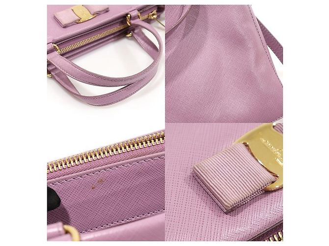 Salvatore Ferragamo Bolsa Tracy Saffiano Roxa com Laço e Barra Dourada Roxo - vista 6
