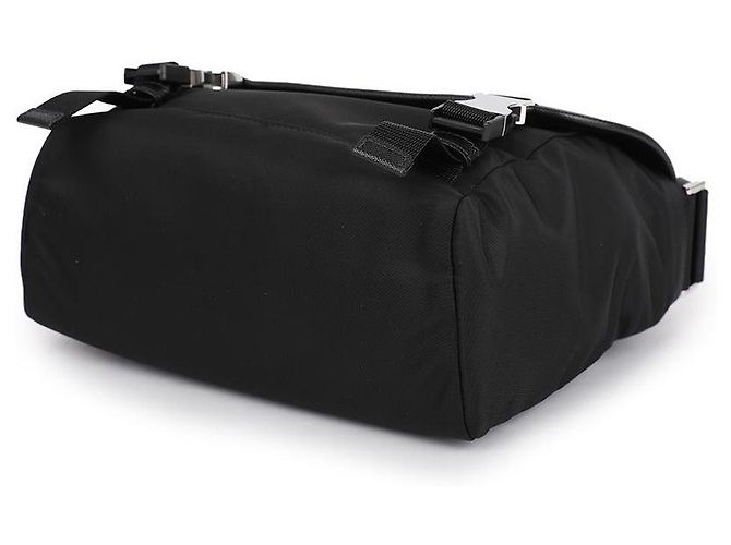 Prada Borsa a Spalla in Pelle Saffiano Re Nylon Nero - vista 7