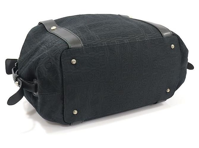 Salvatore Ferragamo Borsa a spalla in jacquard con motivo logo nero e tono argento - vista 4