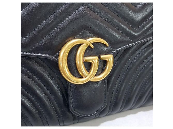 Gucci Borsa Clutch GG Marmont Matelassé Nero - vista 3
