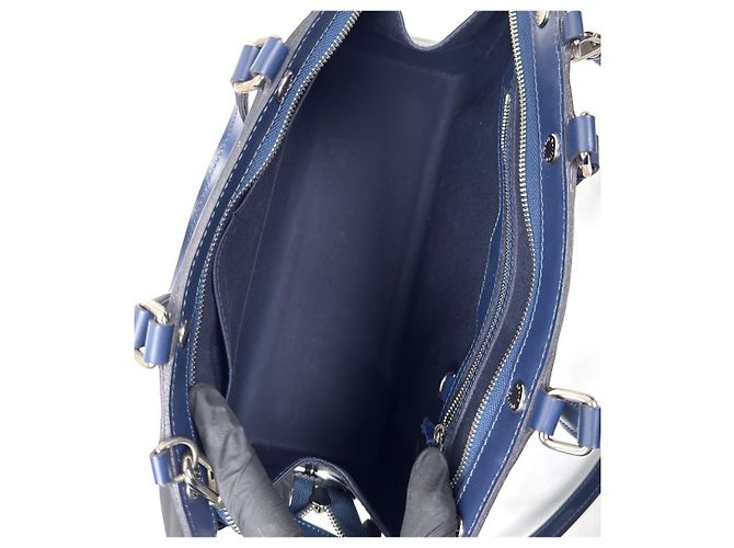 Louis Vuitton Borsa Brea Epi Blu Navy - vista 9