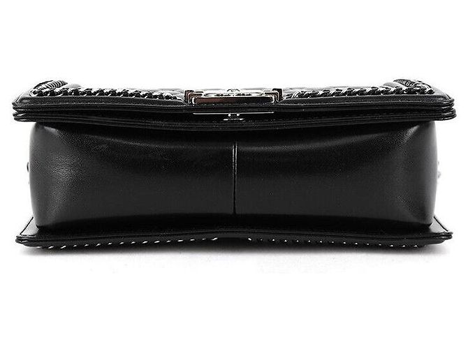 Le Boy Chanel Bolsa Boy Flap média em couro de bezerro preto prateado - vista 4