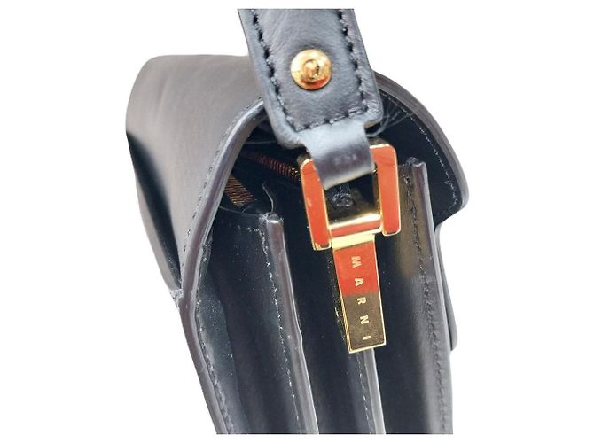 Marni Borsa a spalla media in pelle di vitello Nero - vista 4