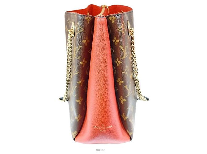 Louis Vuitton Borsa a Spalla Shiren Cherry Gold MM D'oro - vista 4