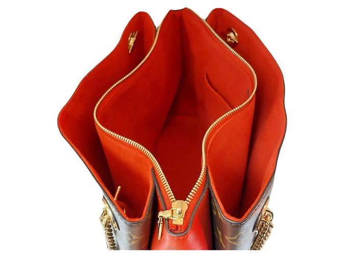 Louis Vuitton Borsa a Spalla Shiren Cherry Gold MM D'oro - vista 6