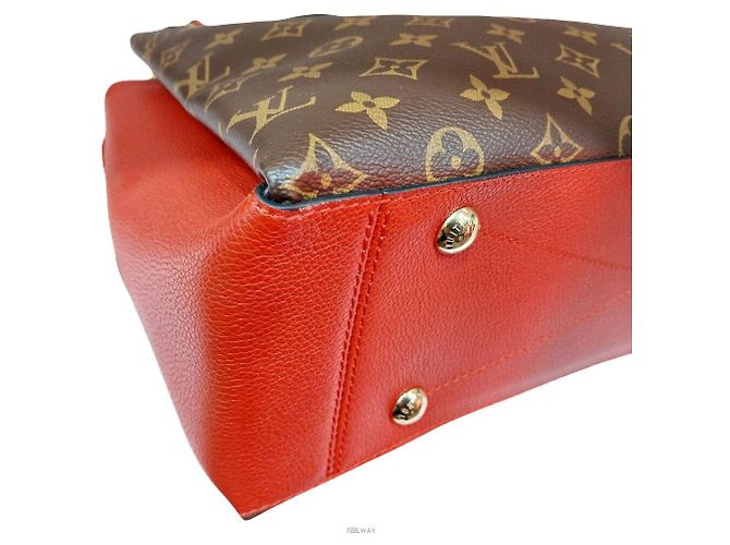 Louis Vuitton Borsa a Spalla Shiren Cherry Gold MM D'oro - vista 8