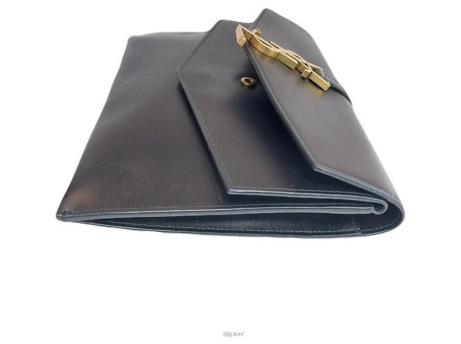Borsa Clutch Envelope Cassandra di Saint Laurent Nero - vista 4