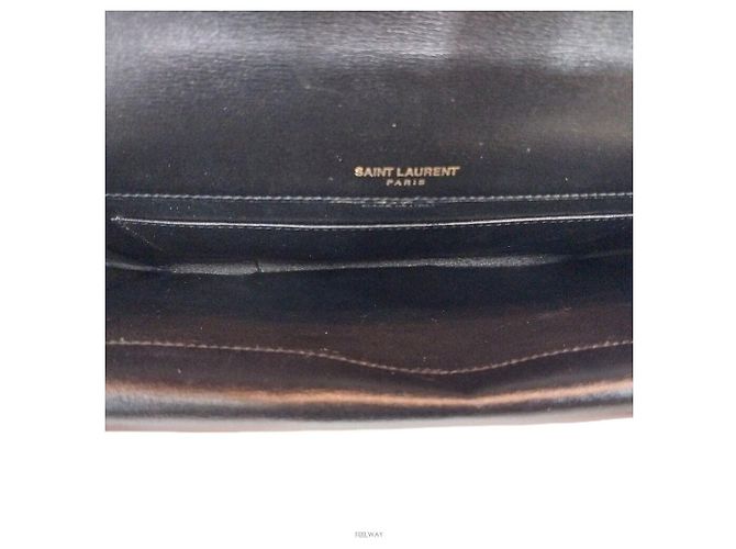 Borsa Clutch Envelope Cassandra di Saint Laurent Nero - vista 6