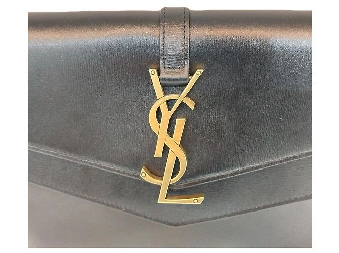 Borsa Clutch Envelope Cassandra di Saint Laurent Nero - vista 8