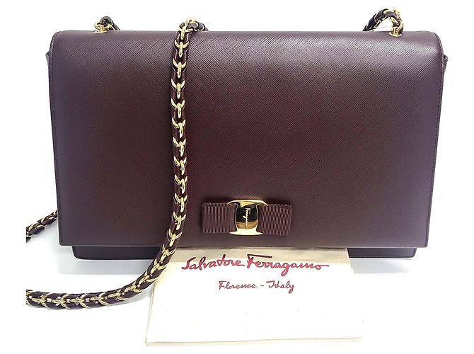 Borsa a Spalla Vara in Pelle Morbida per Donne di Salvatore Ferragamo Porpora - vista 2