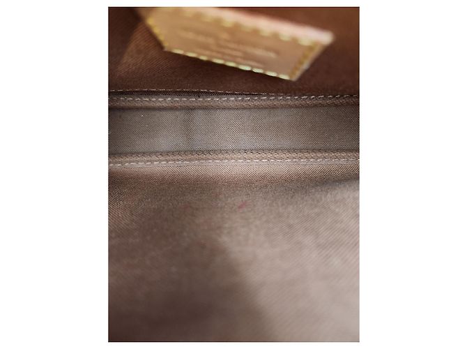 Louis Vuitton Bolso cruzado Multi Pochette Accesorios Caqui Castaño - vista 14